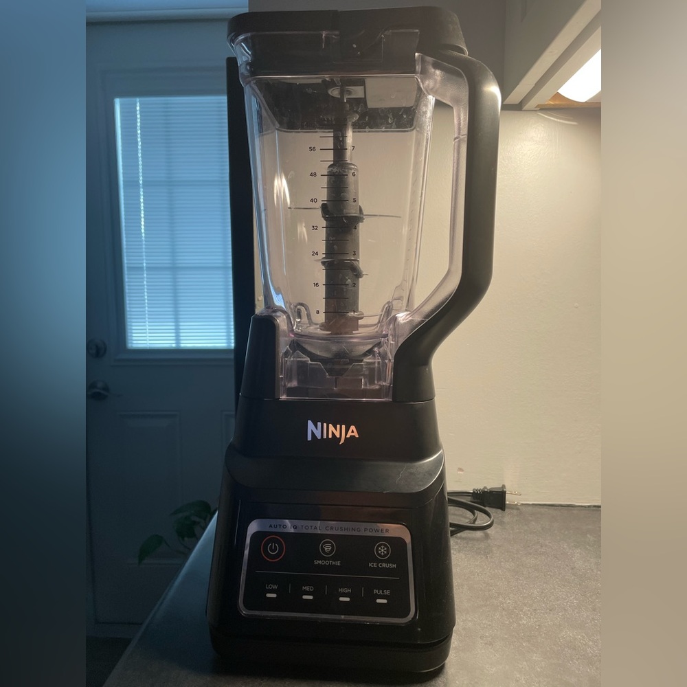 ❌SOLD- Ninja Auto IQ Blender